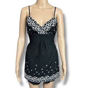 Vanity Womens Empire Waist Babydoll Tank Top Floral Tie Back Padded Black White